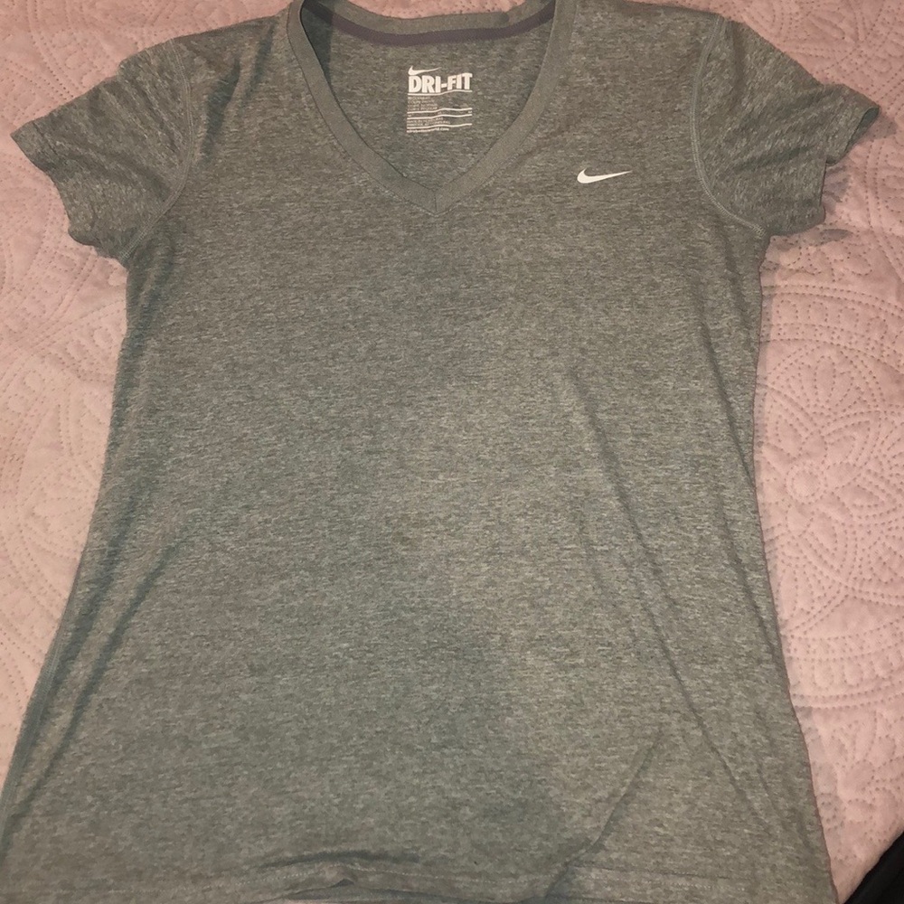 Nike Dry Fit V-Neck